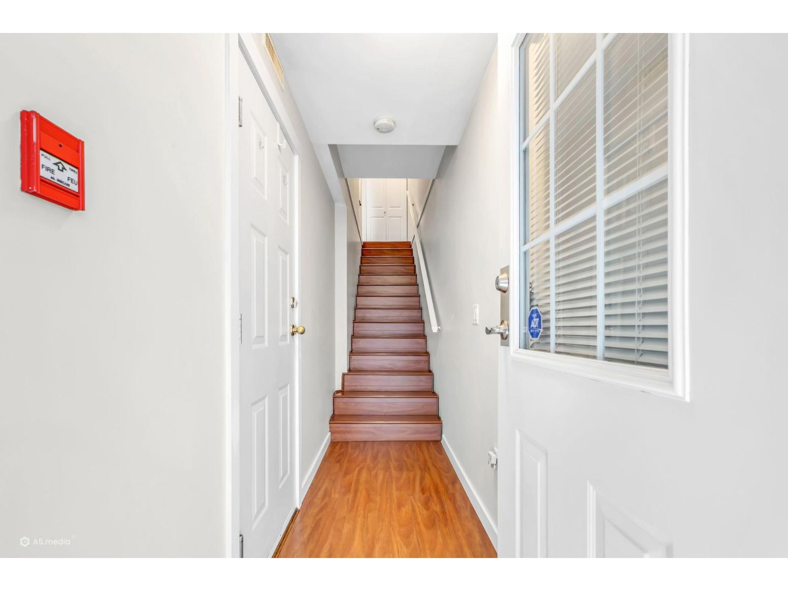 102 12040 68 AVENUE, Surrey