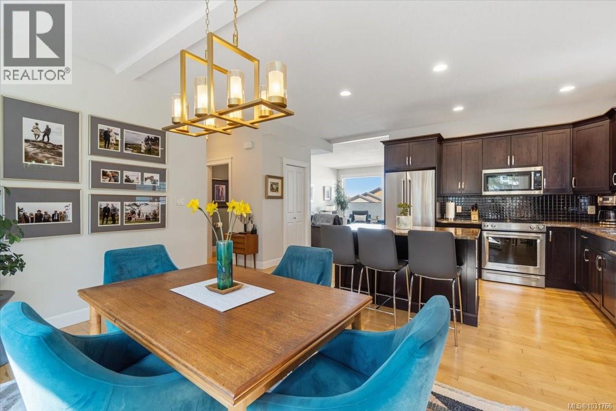 5647 OCEANVIEW TERR - 10