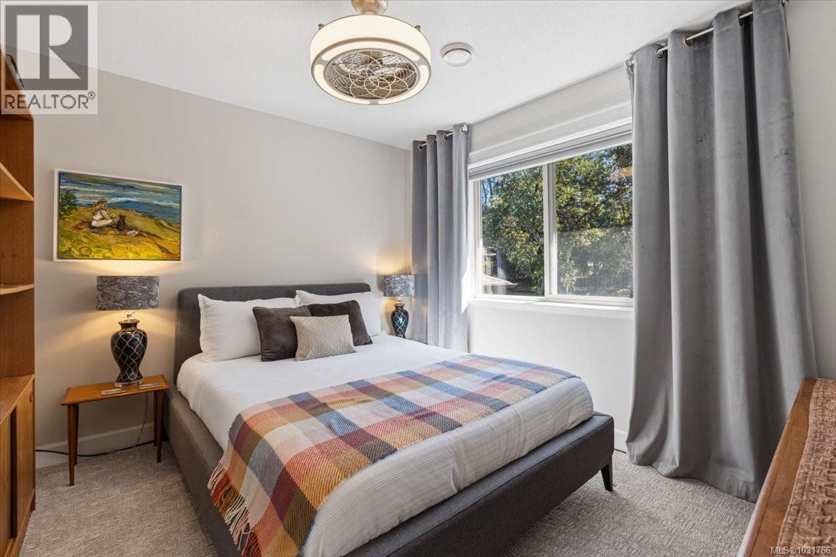 5647 OCEANVIEW TERR - 18