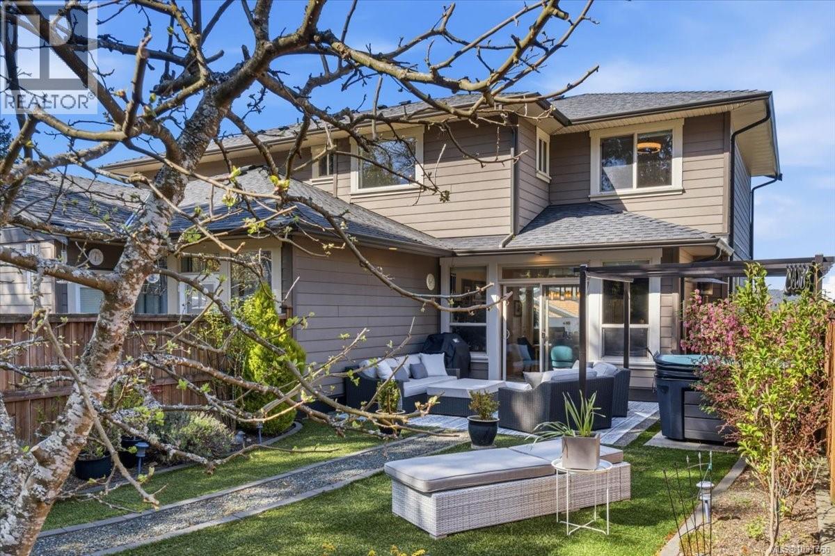 5647 OCEANVIEW TERR - 25