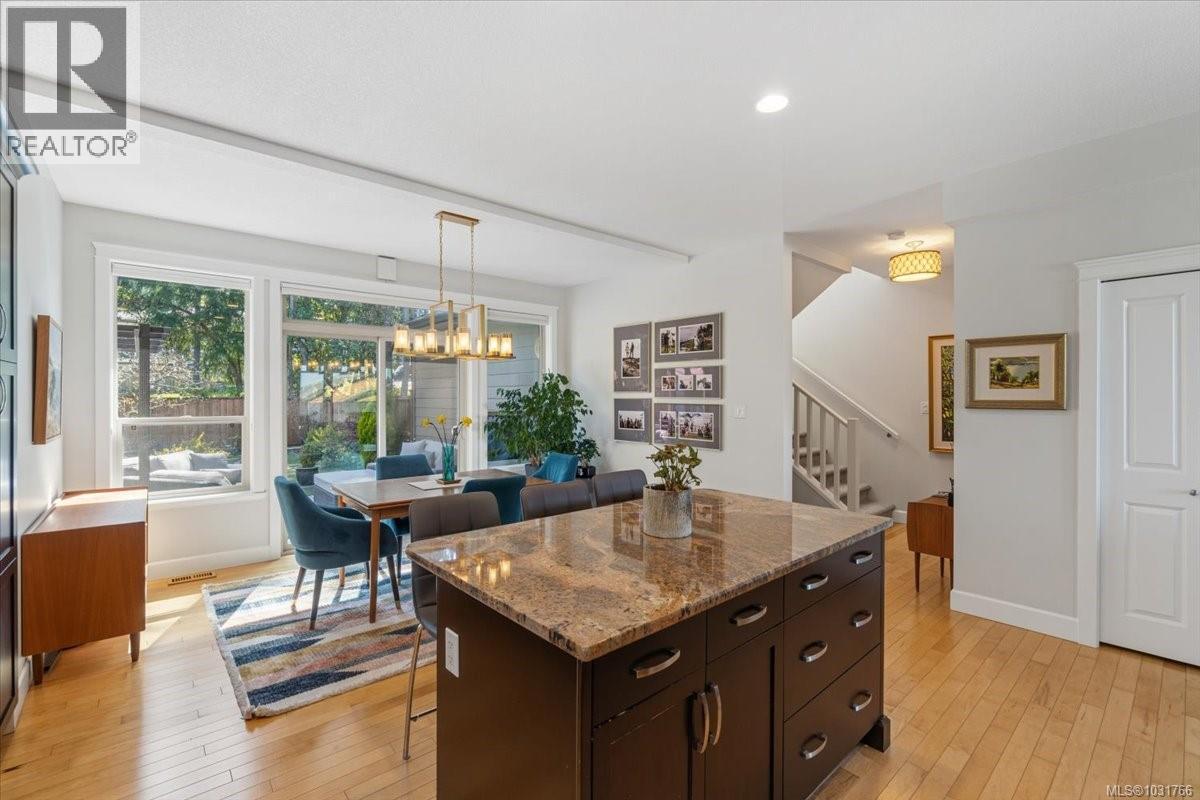 5647 OCEANVIEW TERR - 6