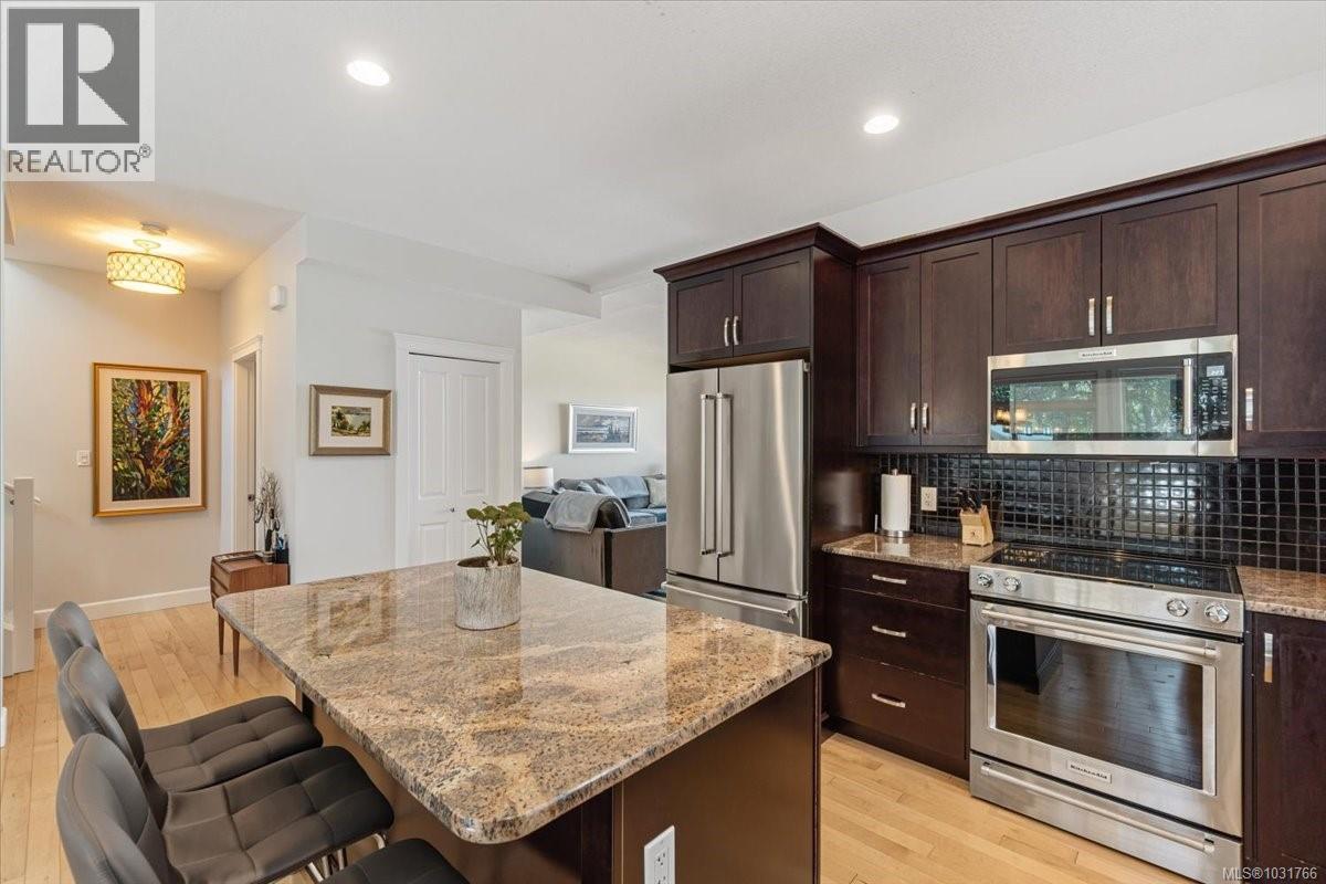 5647 OCEANVIEW TERR - 7