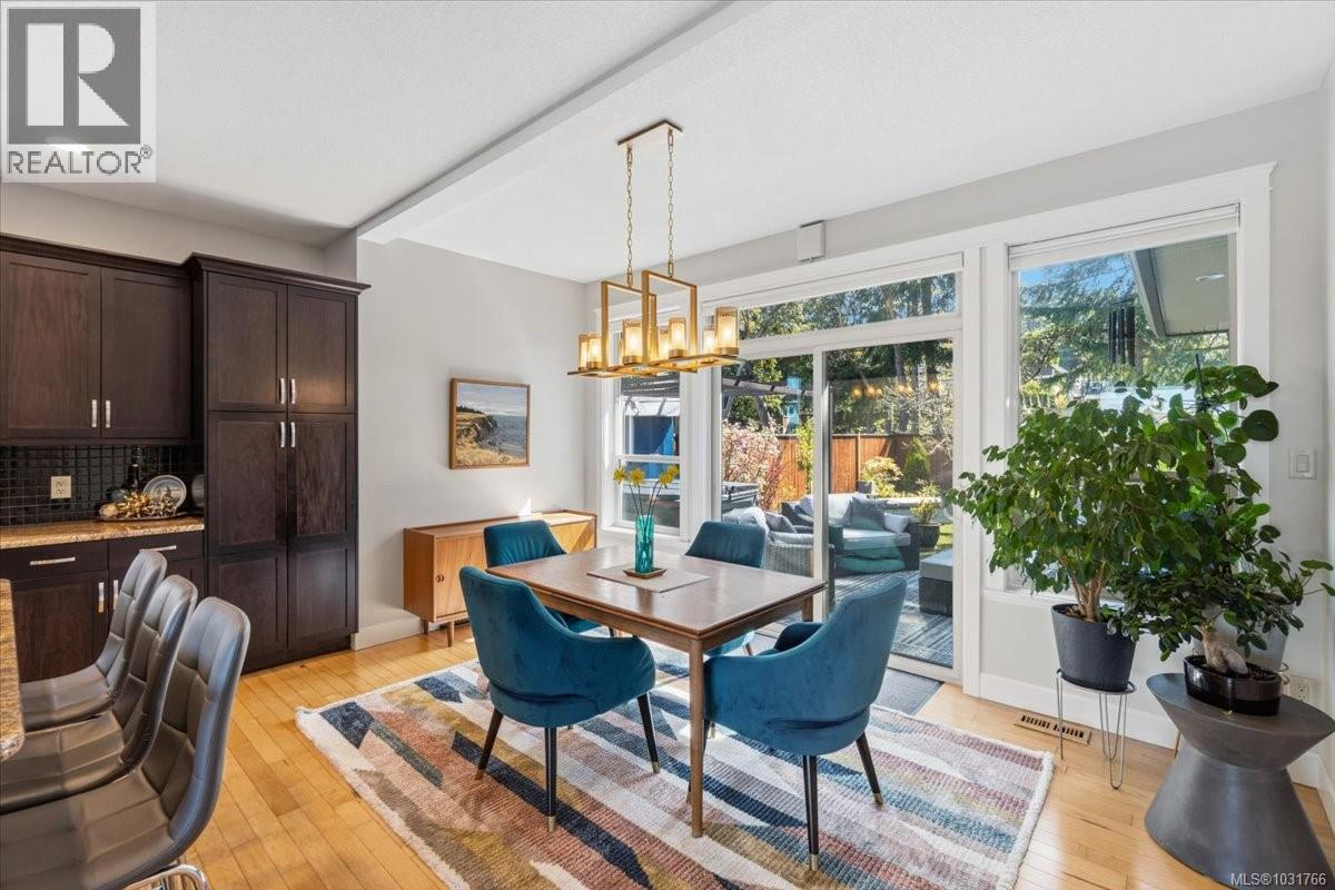 5647 OCEANVIEW TERR - 8