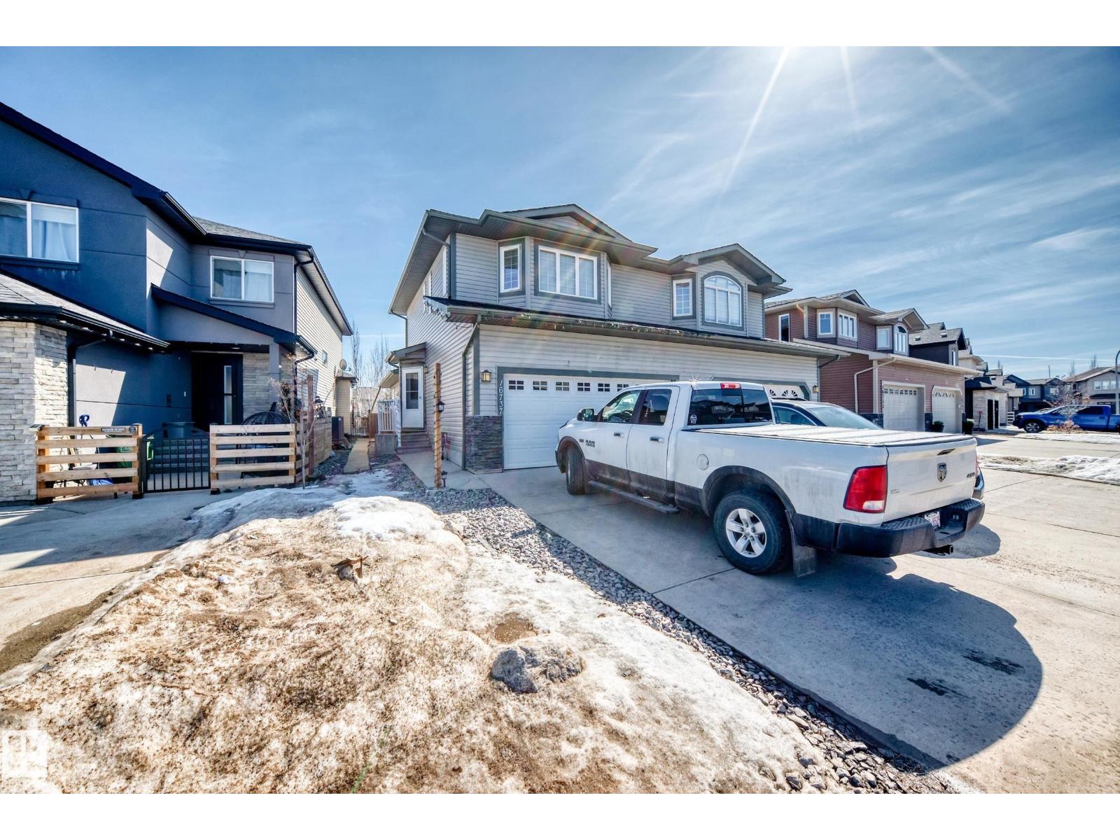 16737 60St NW, Edmonton