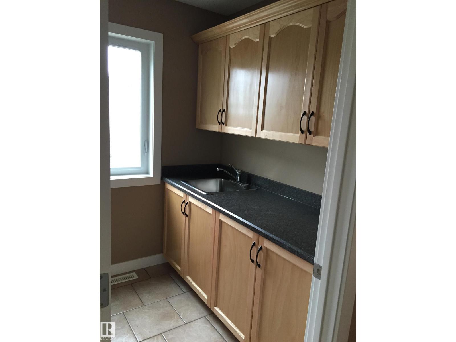 12226 88 ST NW NW, Edmonton