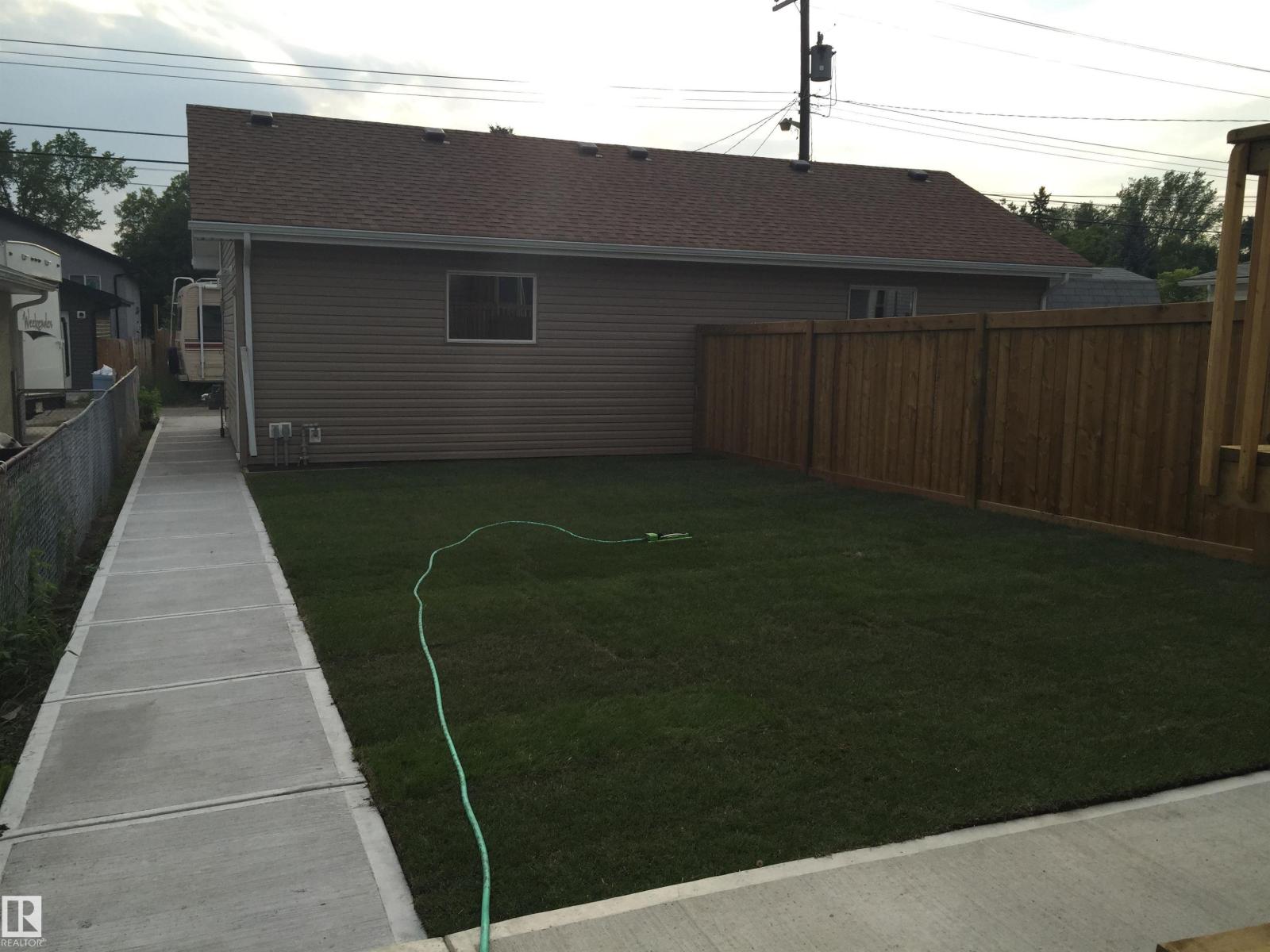 12224 88 ST NW NW, Edmonton