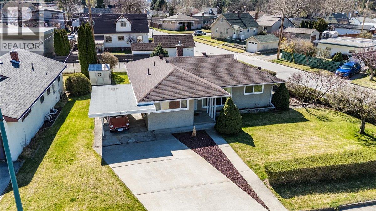 526 Portia Crescent - 2
