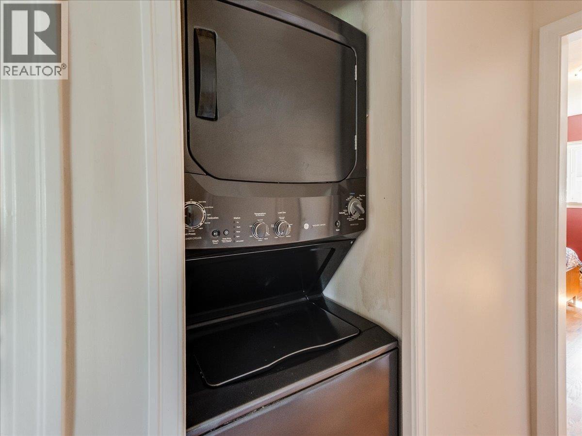 526 PORTIA CRESCENT - 25