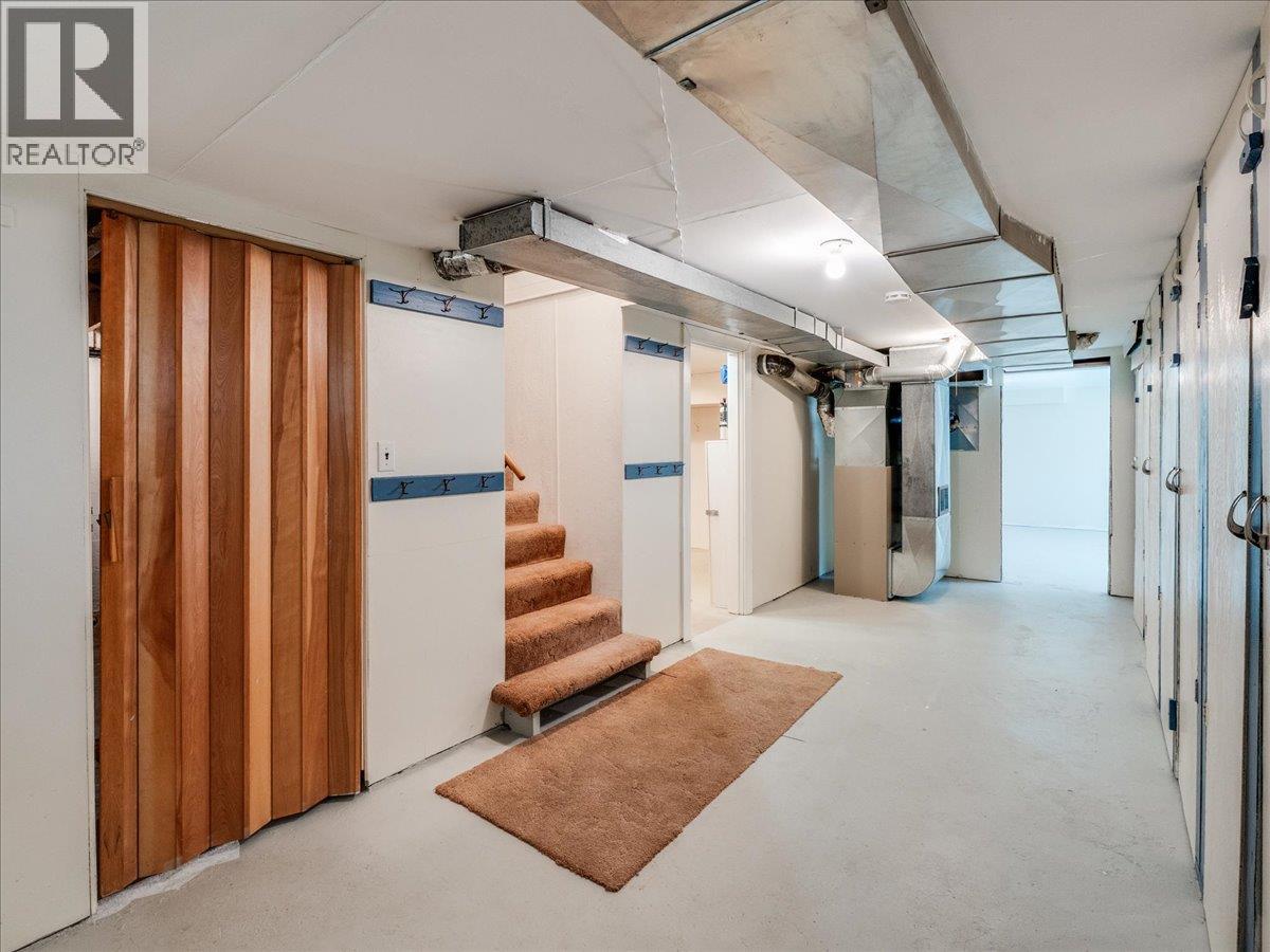 526 PORTIA CRESCENT - 29