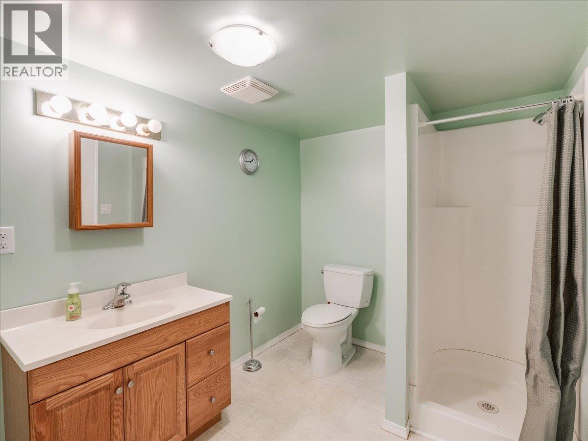 526 PORTIA CRESCENT - 41