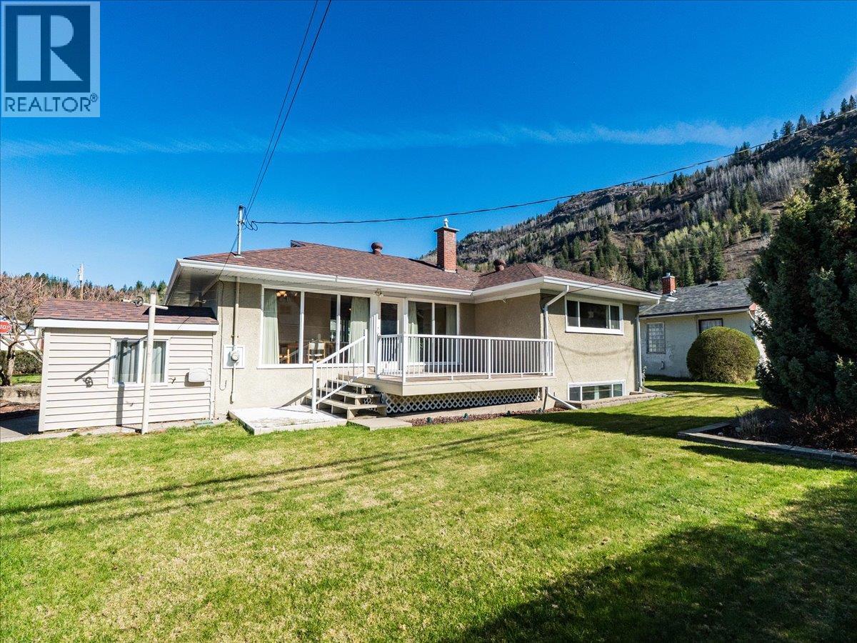 526 Portia Crescent - 44