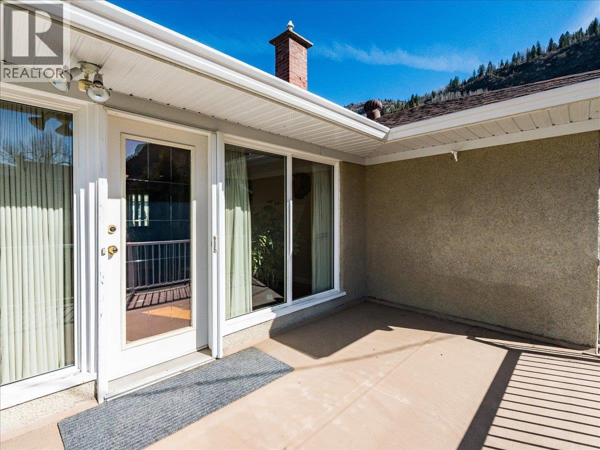 526 Portia Crescent - 52