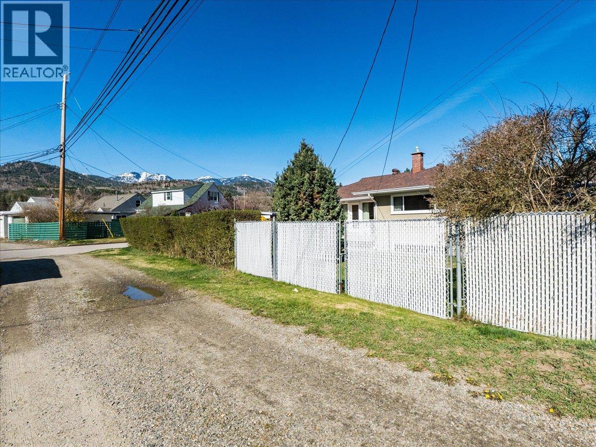 526 Portia Crescent - 56