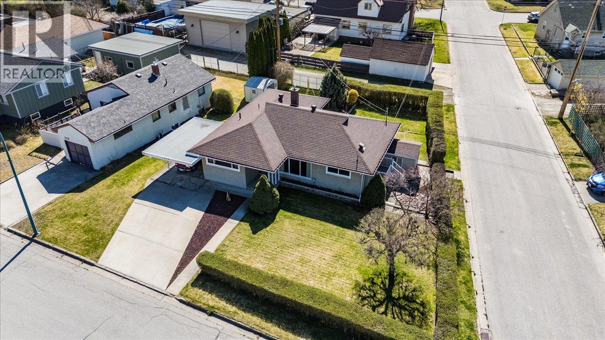 526 PORTIA CRESCENT - 66