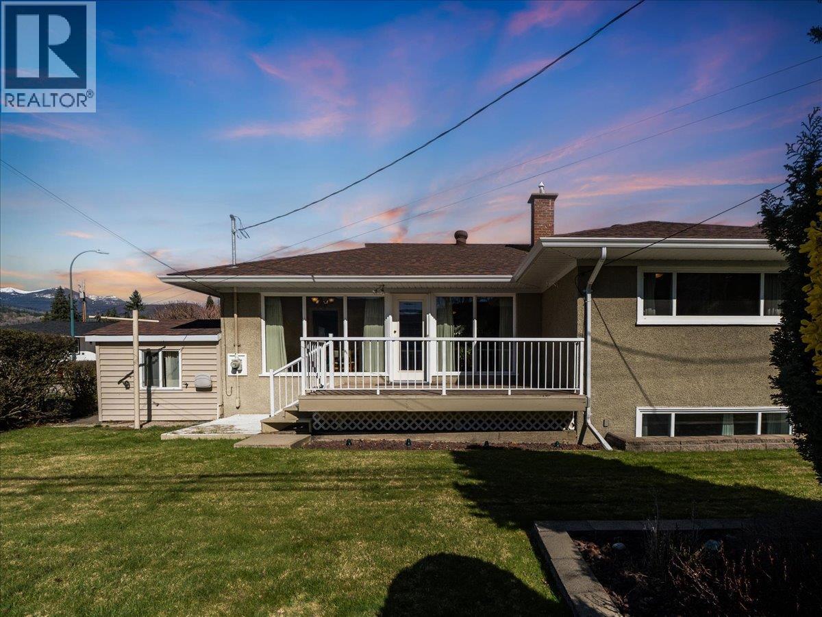 526 PORTIA CRESCENT - 69