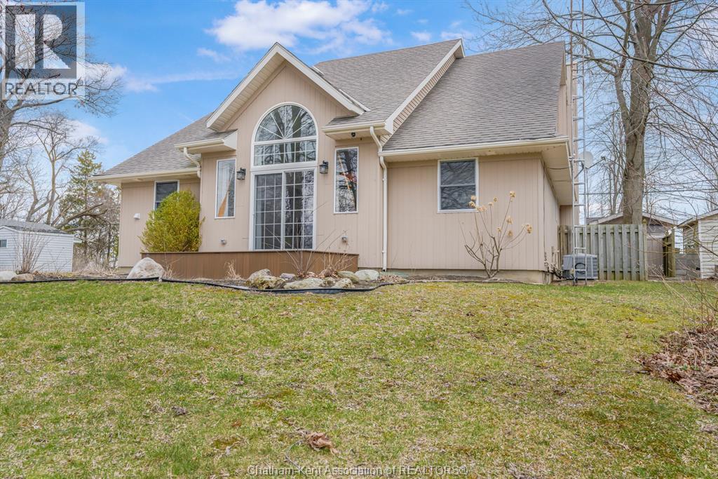 17938 Lakeshore ROAD - 2