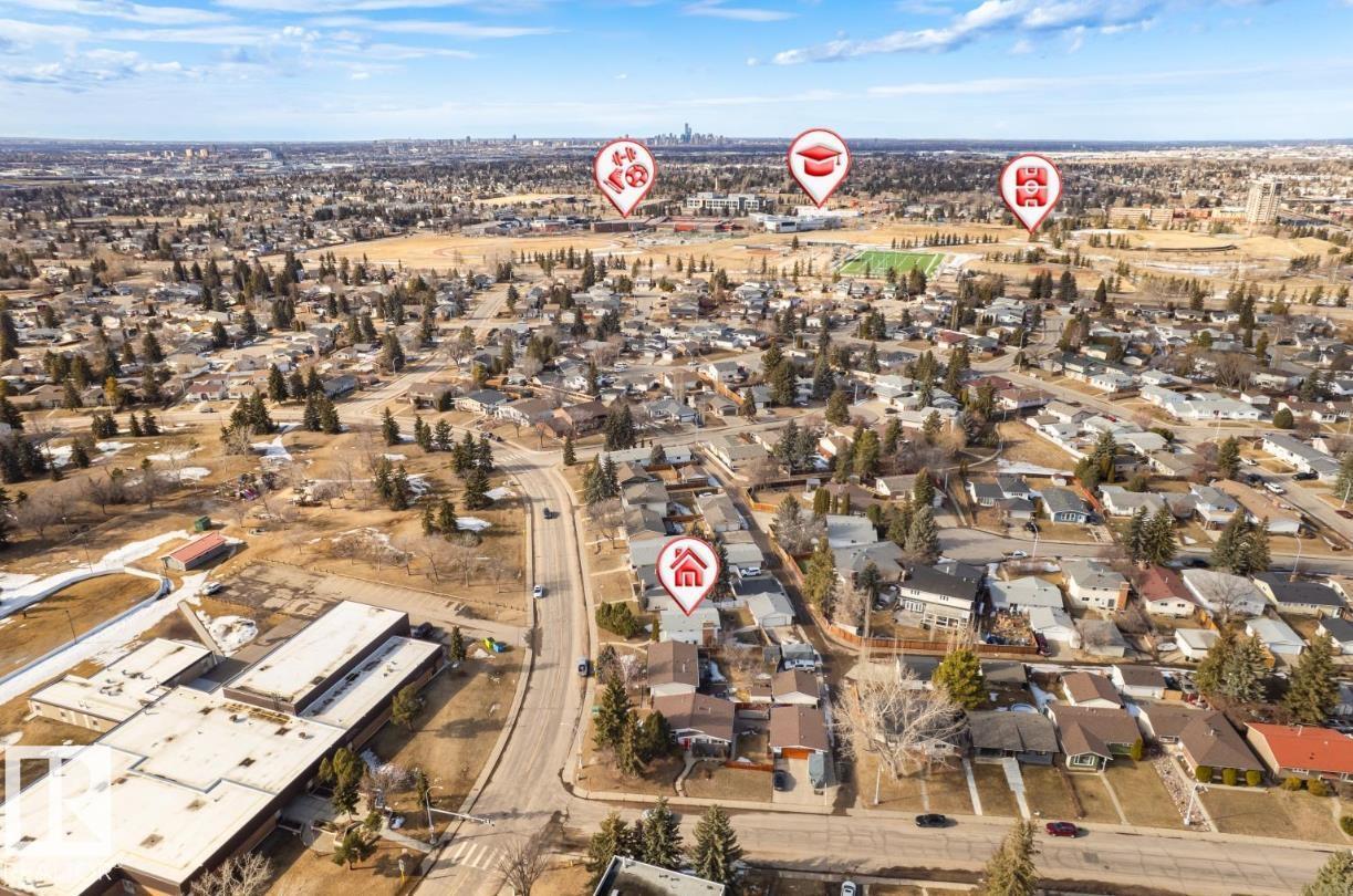 1412 KNOTTWOOD RD E NW, Edmonton