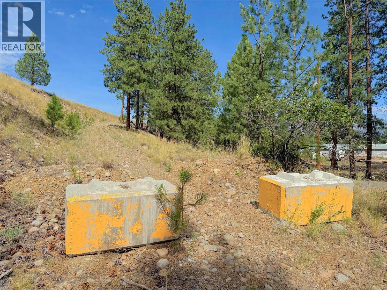 101 JACOBSON ROAD - 35