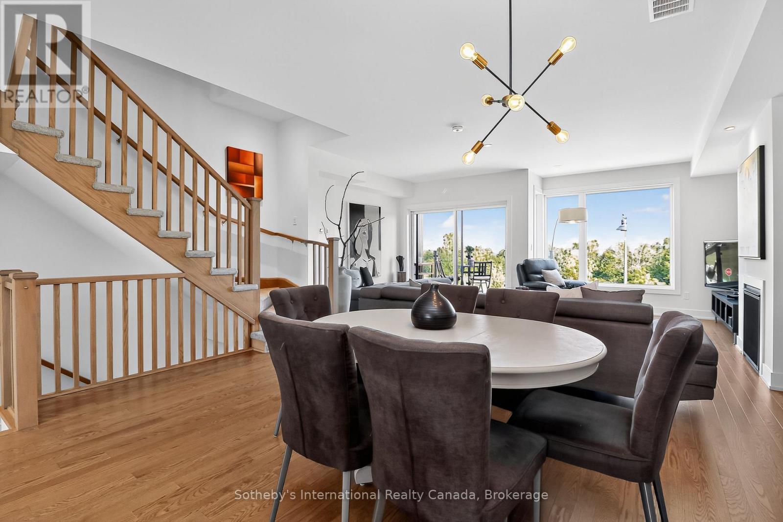 #32 117 SLADDEN COURT - 14