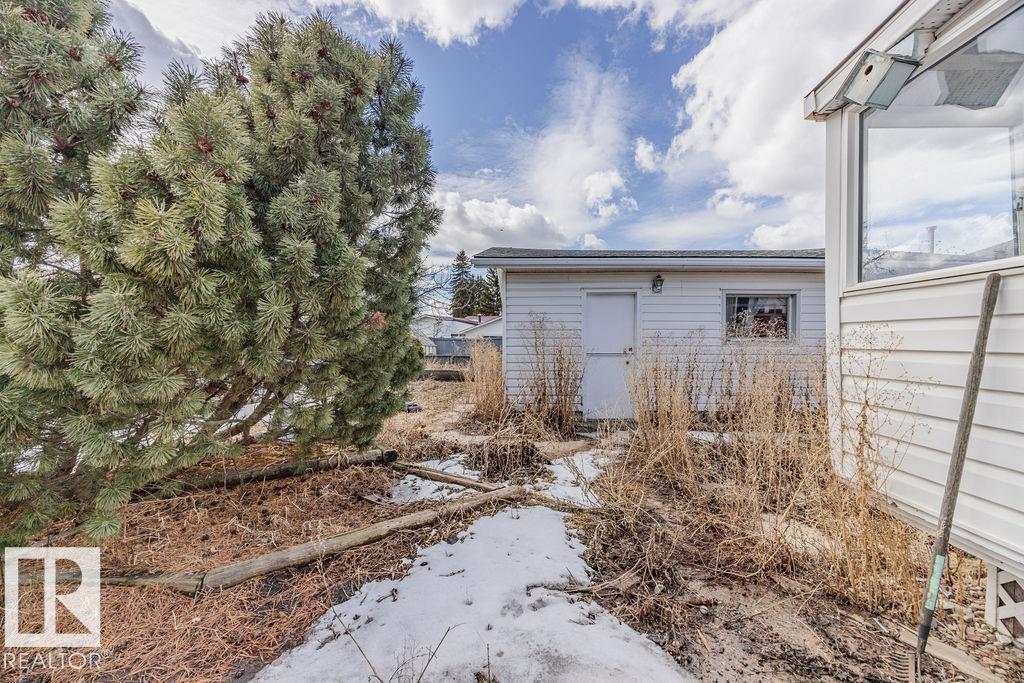 4324 70 ST NW, Edmonton