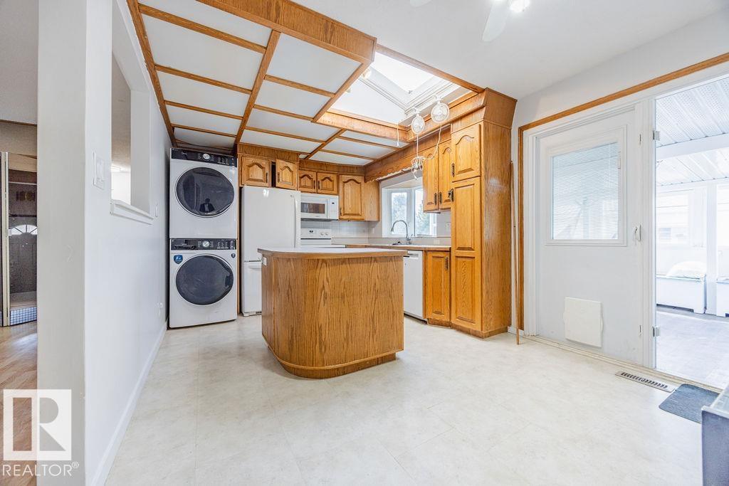 4324 70 ST NW, Edmonton