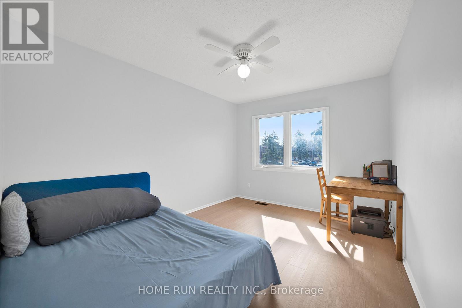 #4 2111 MONTREAL ROAD - 21