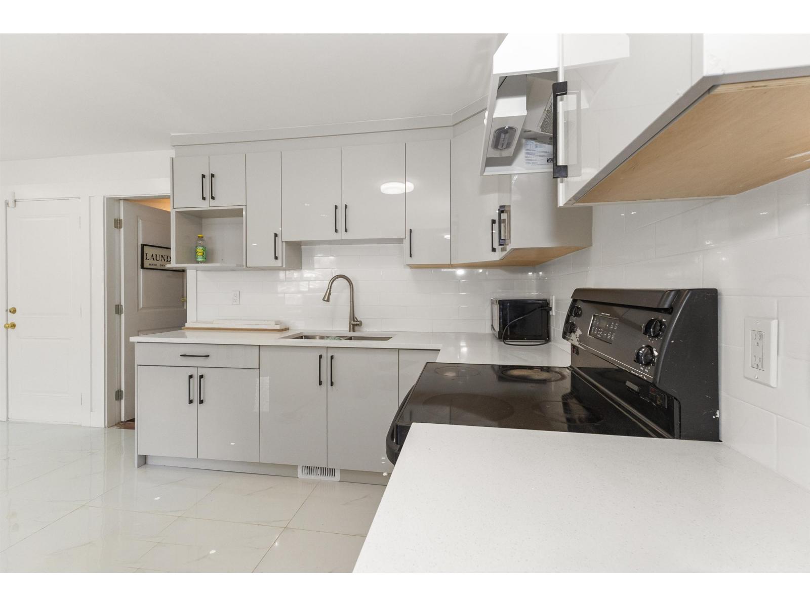 13090 72 AVENUE, Surrey