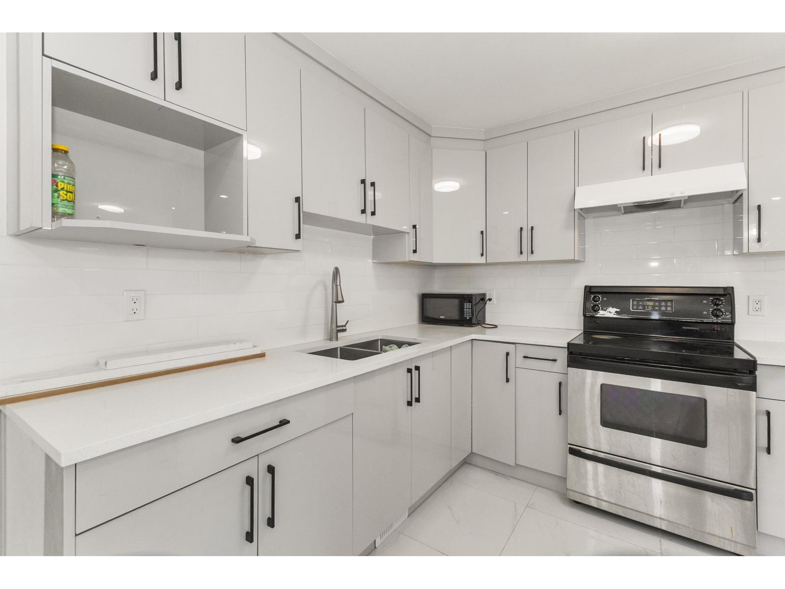 13090 72 AVENUE, Surrey