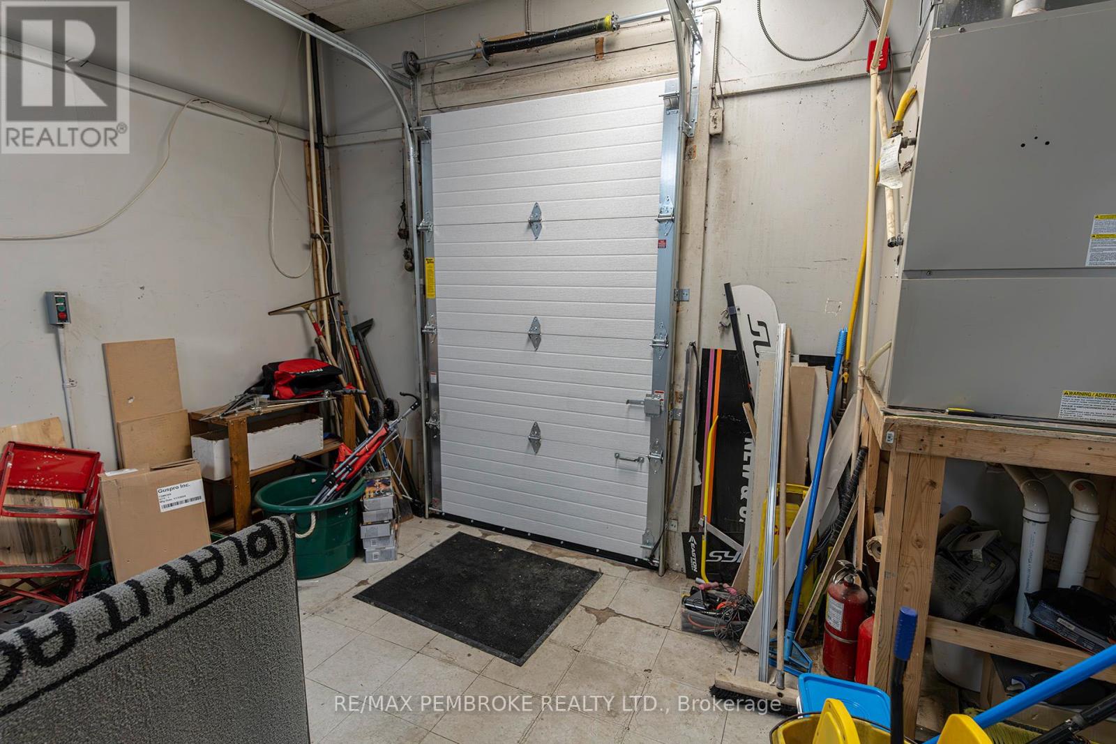45 PEMBROKE STREET W — photo 22