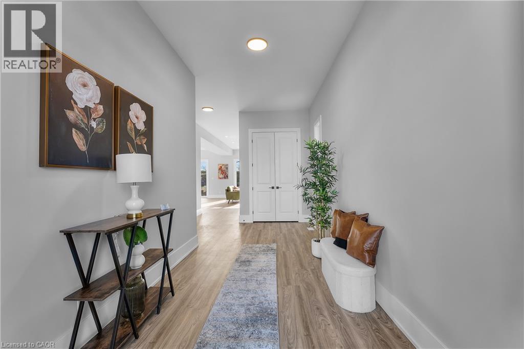 51 ALICIA Crescent, Thorold, Ontario, L3C7M5 — Photo 3
