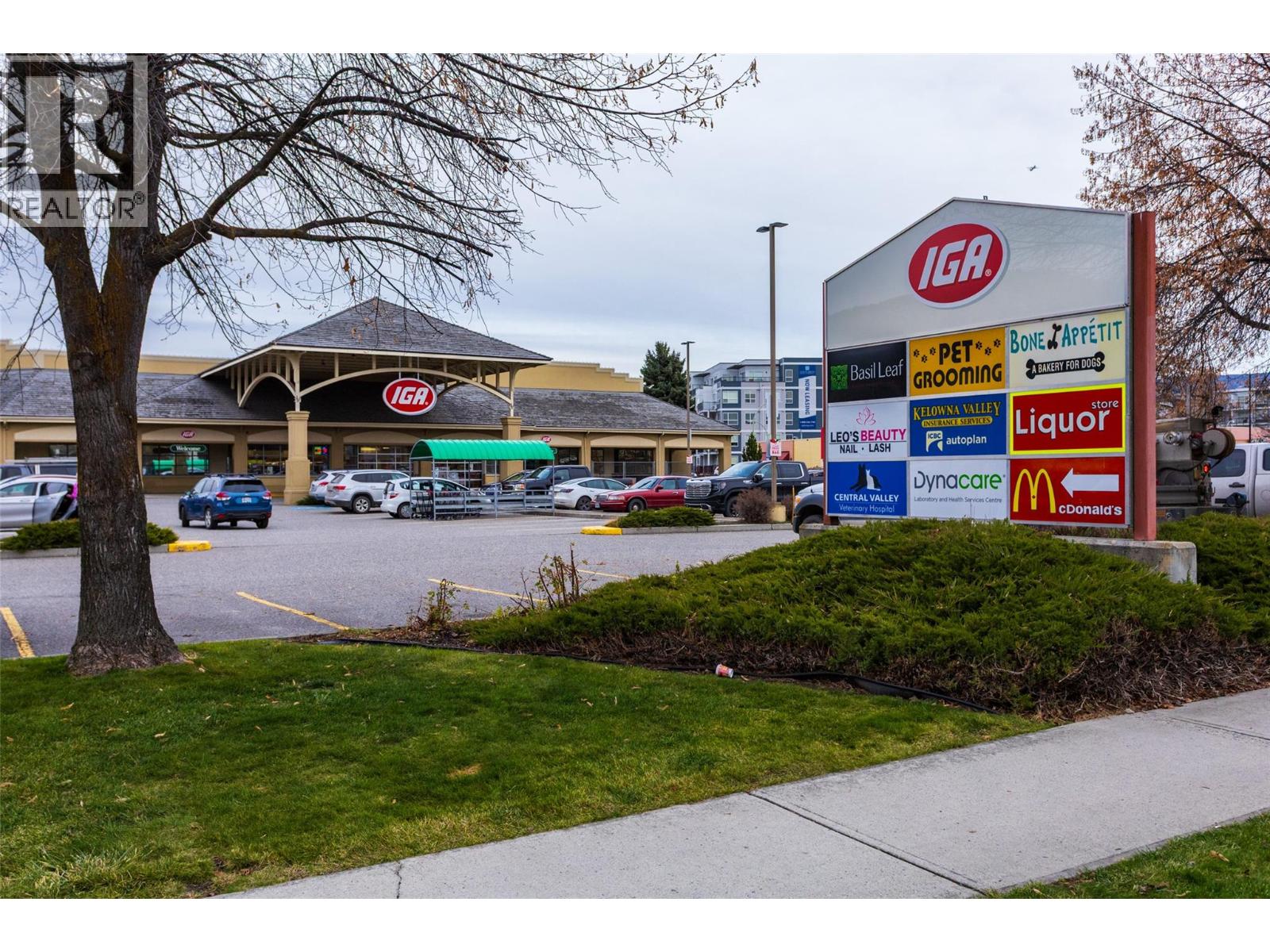 #110 400 SUTTON CRESCENT - 40