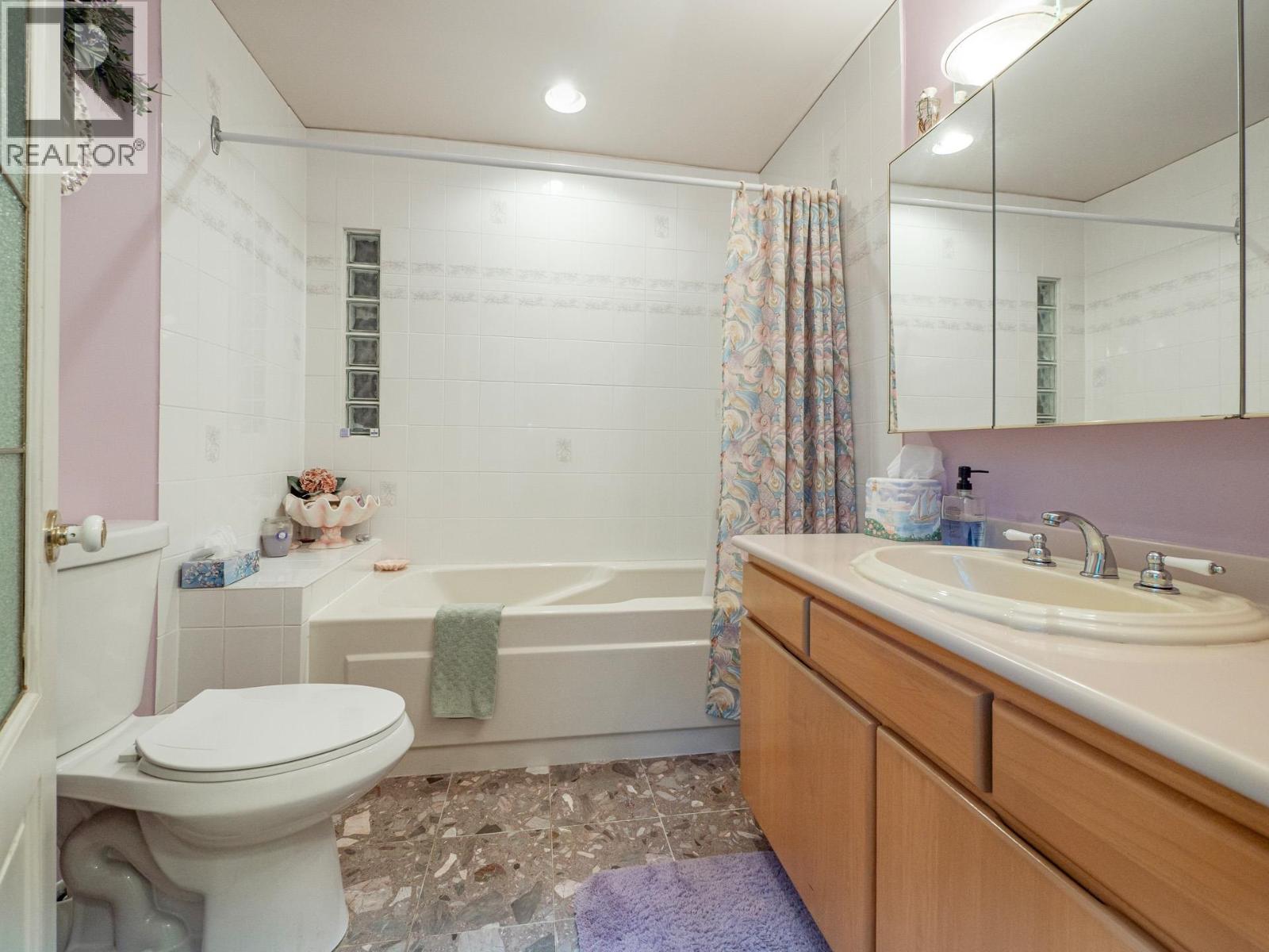 1459 GOWER POINT ROAD — photo 18