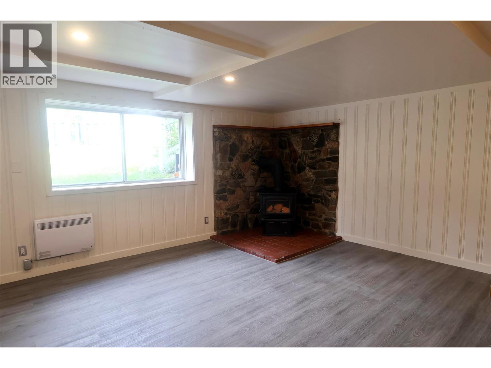 1229 ALEXANDER DRIVE - 12