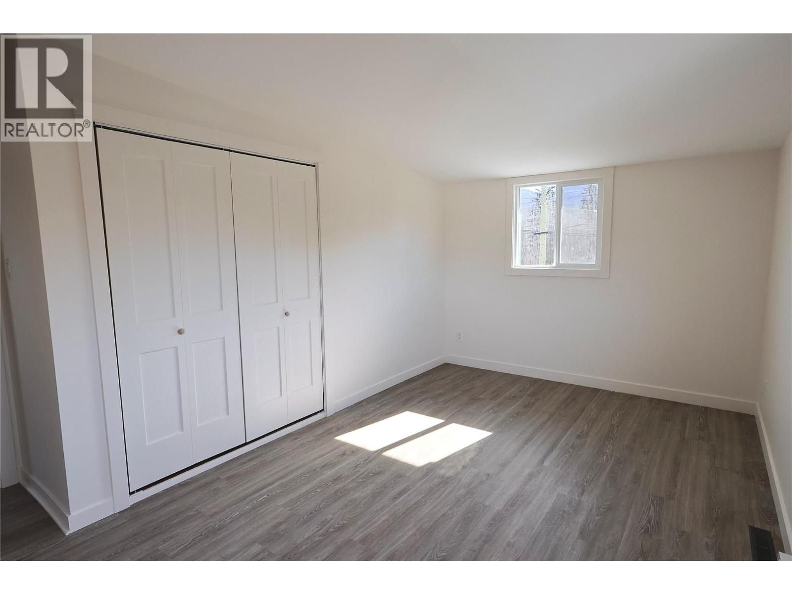 1229 ALEXANDER DRIVE - 53