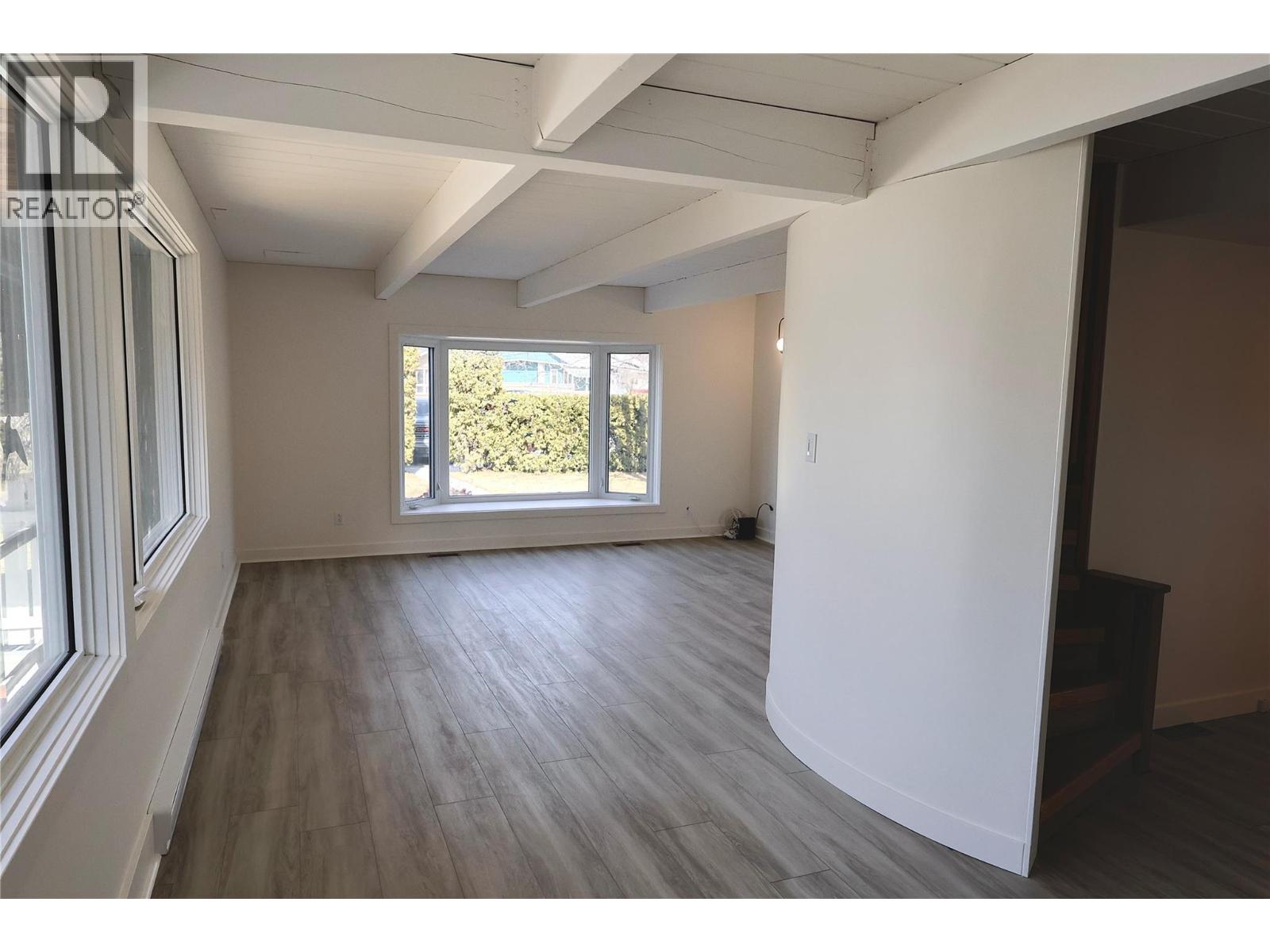 1229 ALEXANDER DRIVE - 31