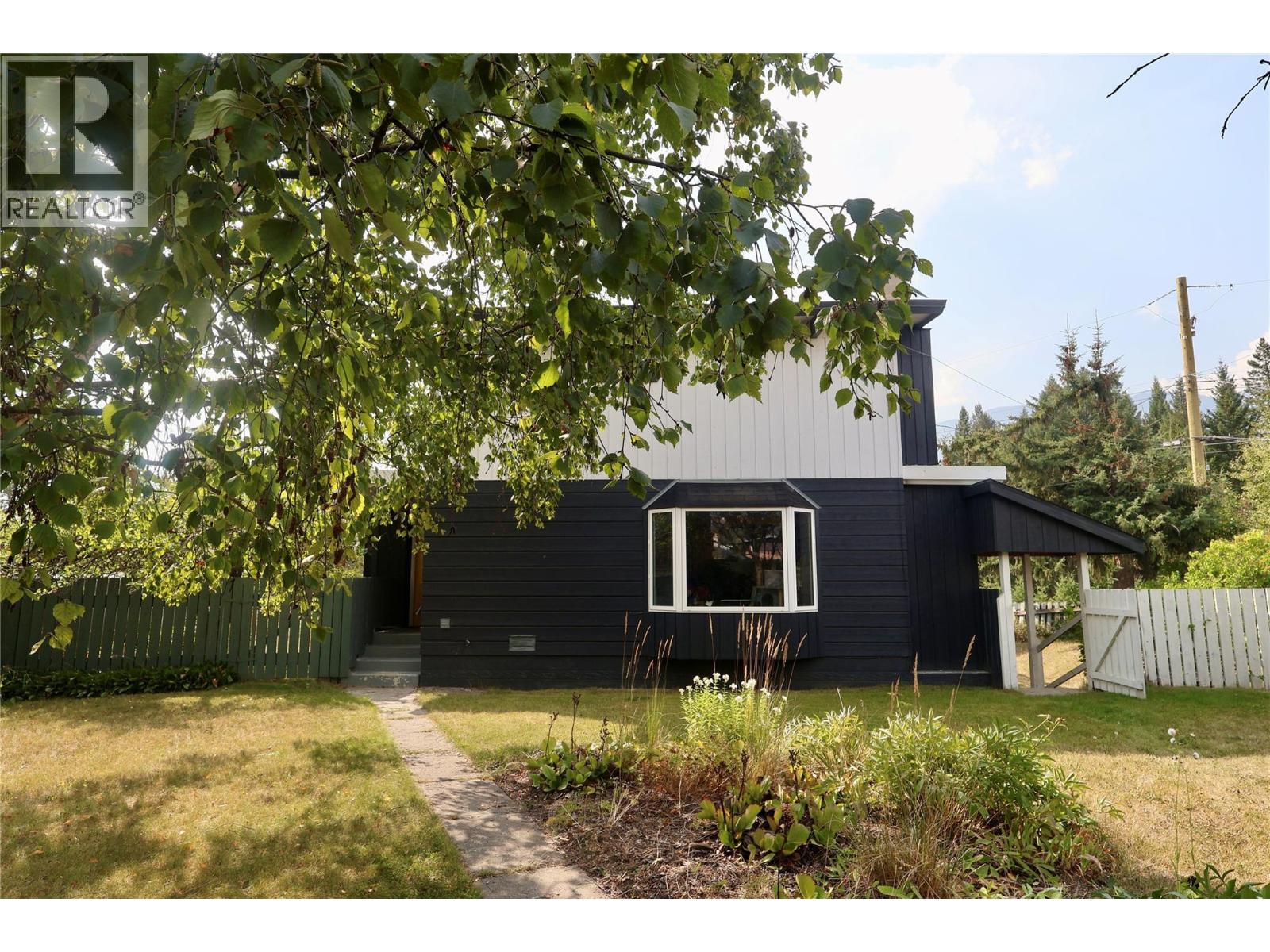 1229 ALEXANDER DRIVE - 22