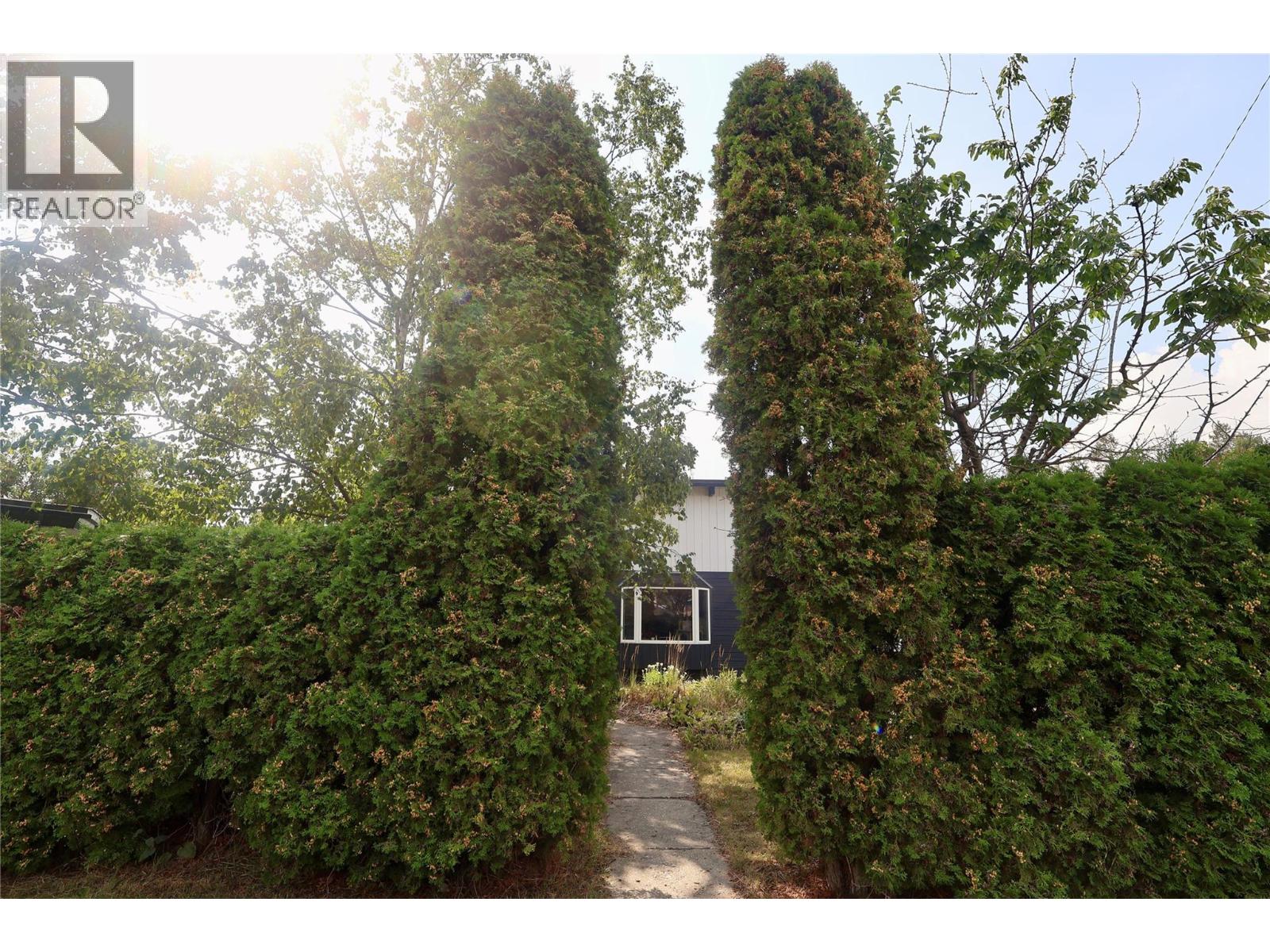 1229 ALEXANDER DRIVE - 23