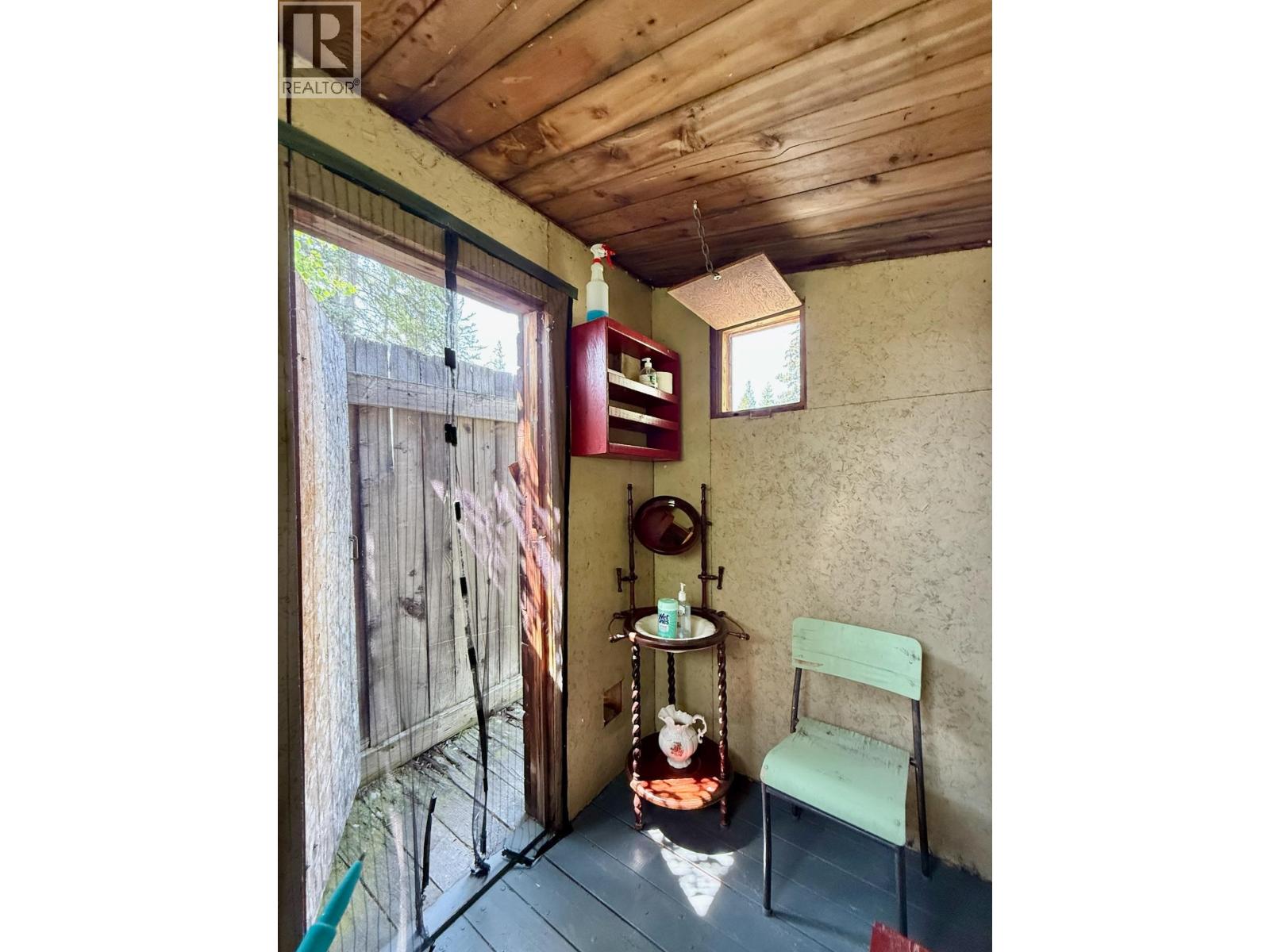 4541 PYPER LAKE ROAD - 40