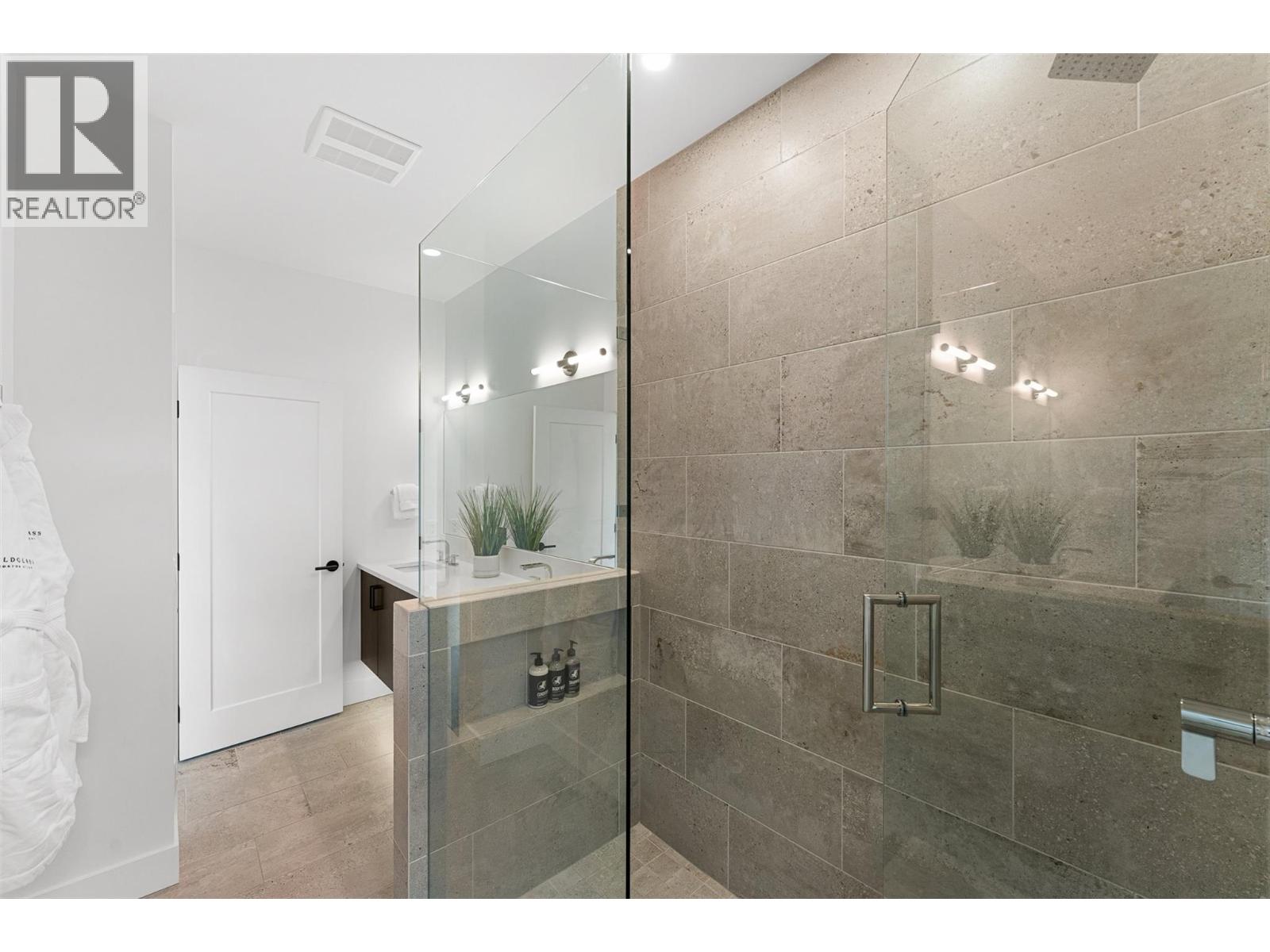 105 Predator Ridge Drive Unit# 4, Vernon