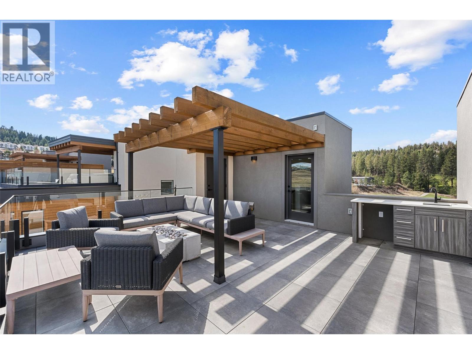 105 Predator Ridge Drive Unit# 4, Vernon