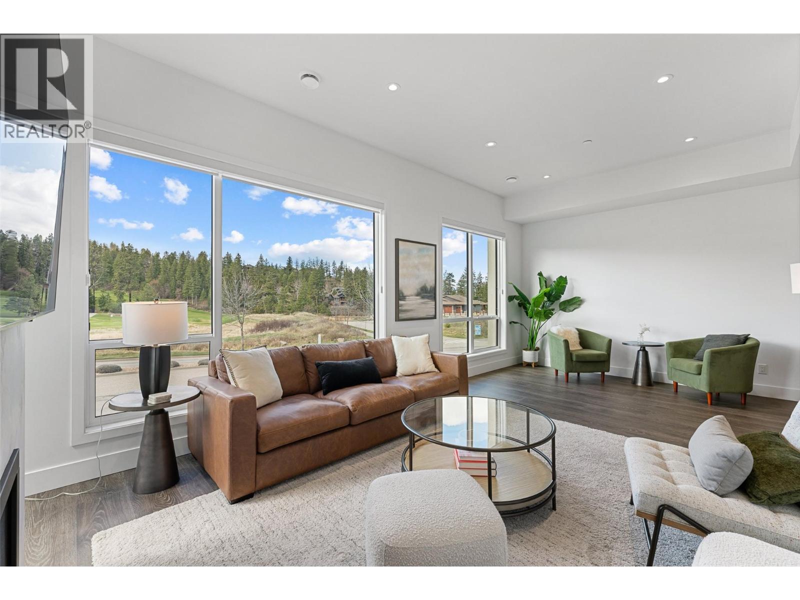 105 Predator Ridge Drive Unit# 4, Vernon