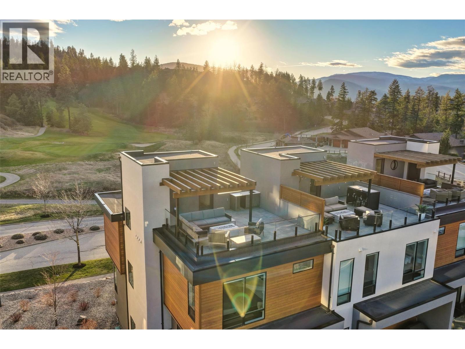 105 Predator Ridge Drive Unit# 4, Vernon