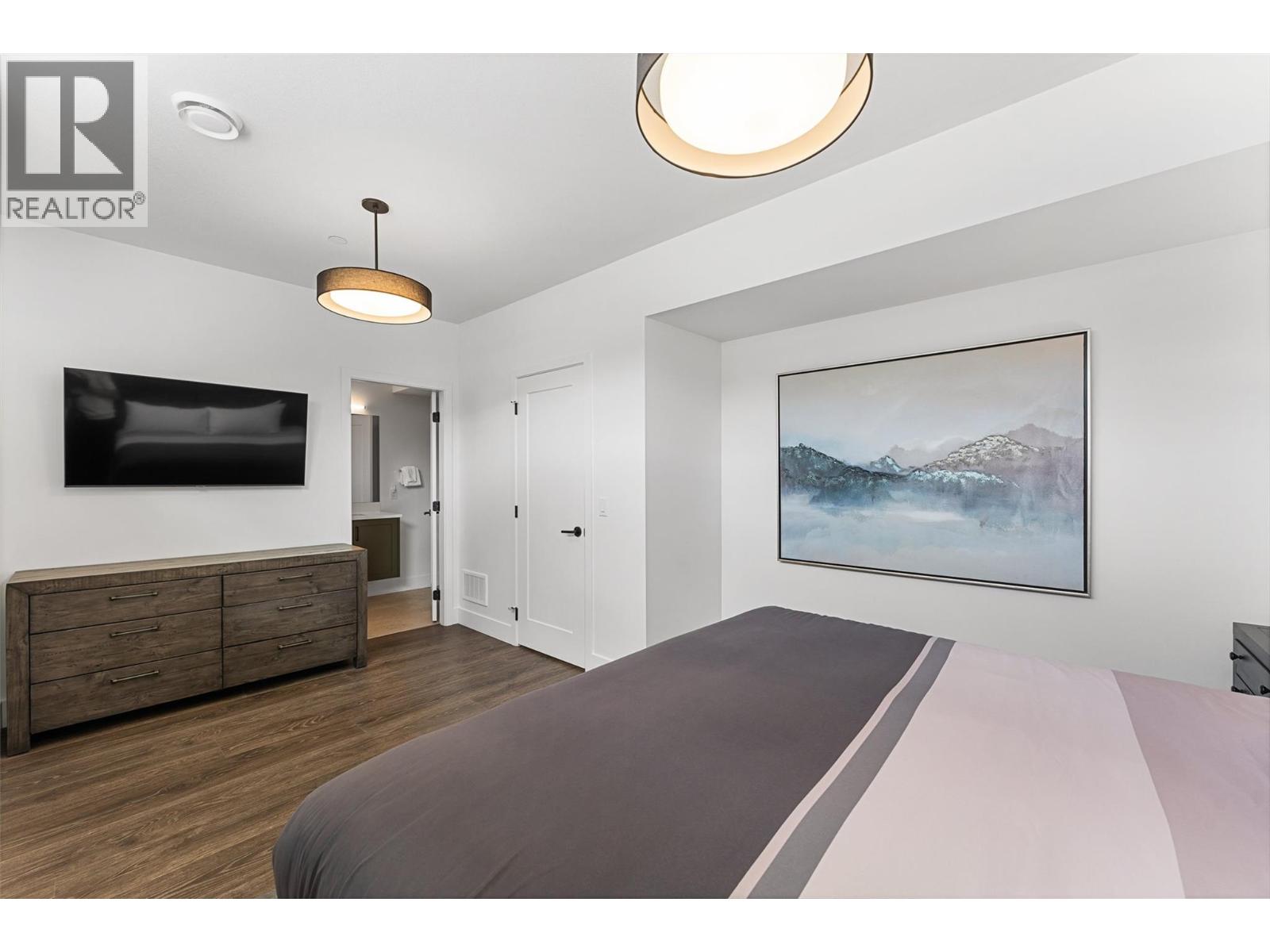 105 Predator Ridge Drive Unit# 4, Vernon