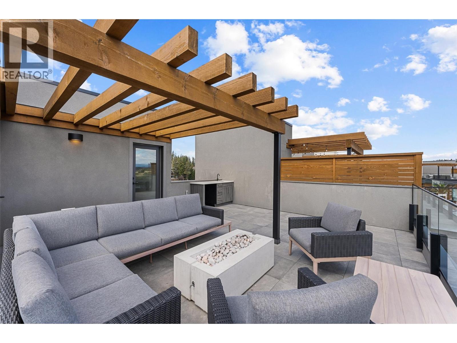 105 Predator Ridge Drive Unit# 4, Vernon