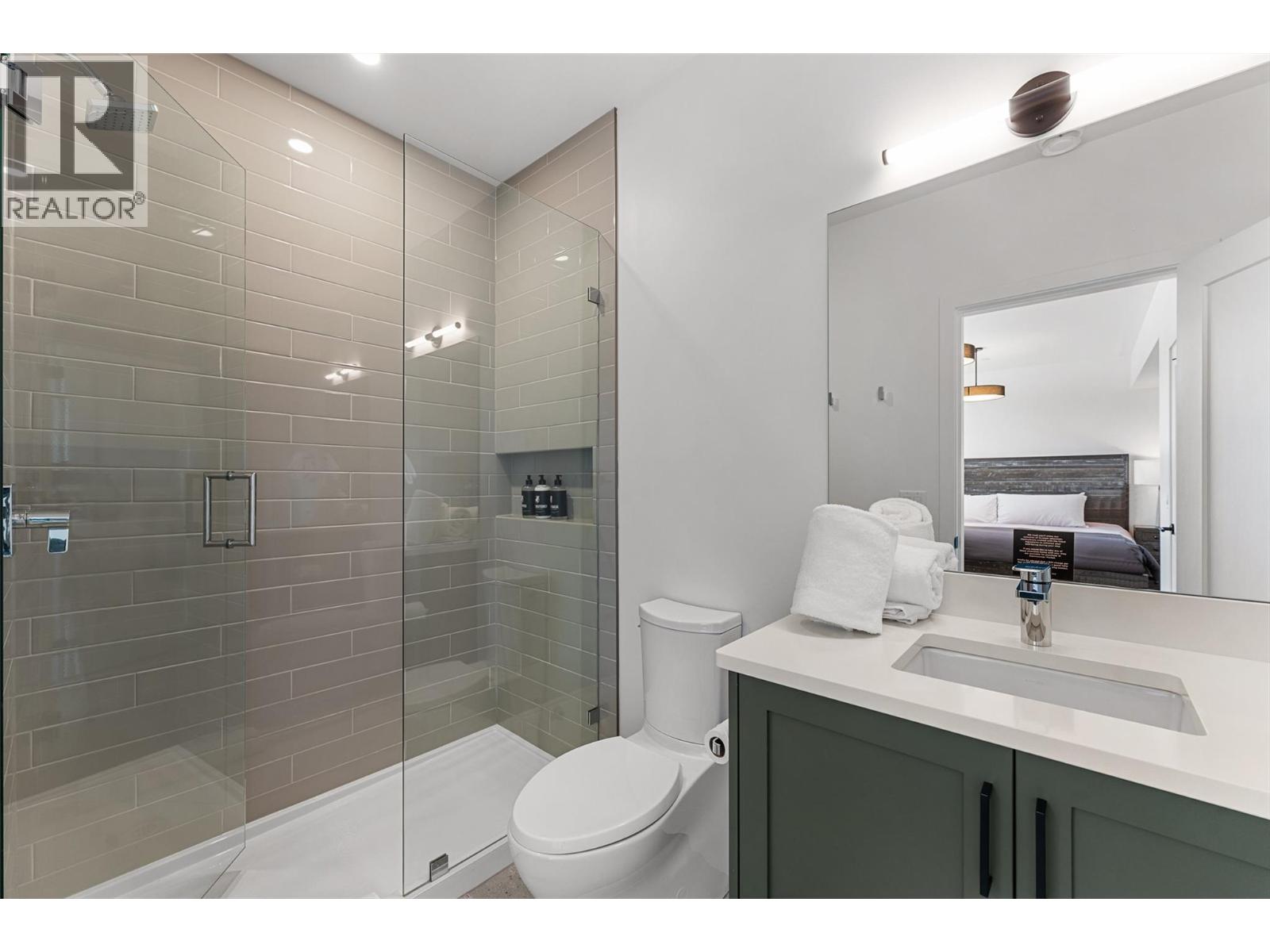 105 Predator Ridge Drive Unit# 4, Vernon