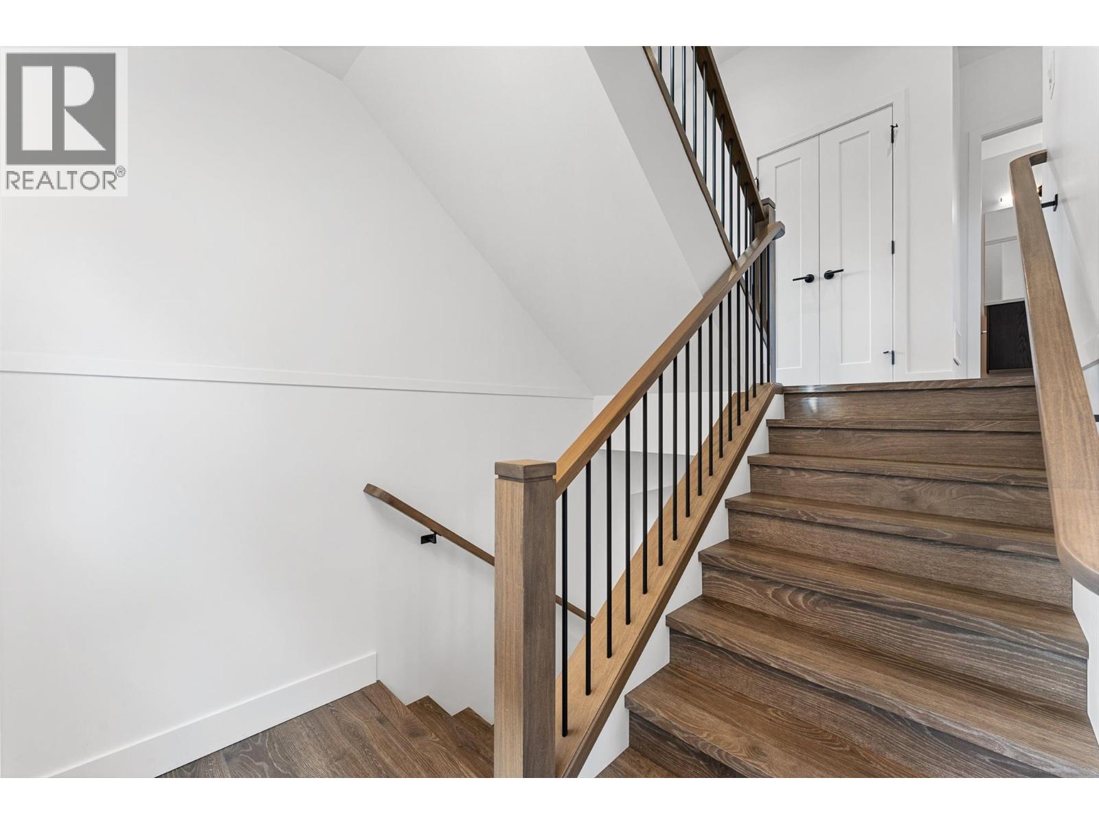 105 Predator Ridge Drive Unit# 4, Vernon