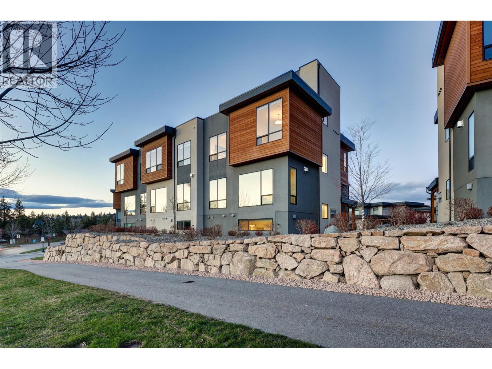 105 Predator Ridge Drive Unit# 4, Vernon