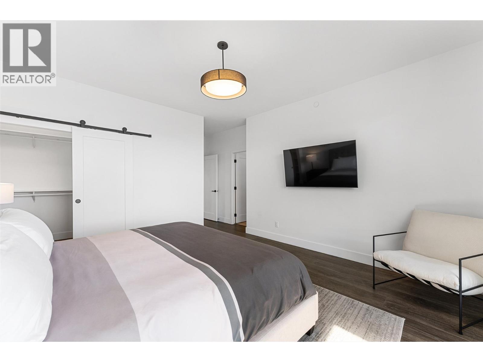 105 Predator Ridge Drive Unit# 4, Vernon