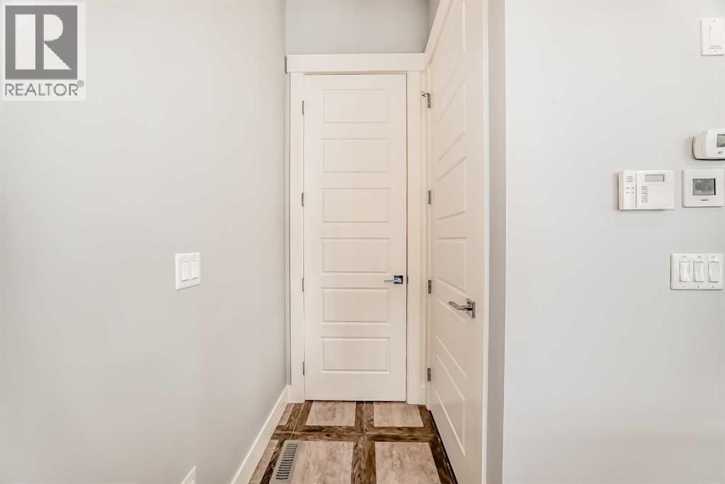 230 37 Street NW - 31