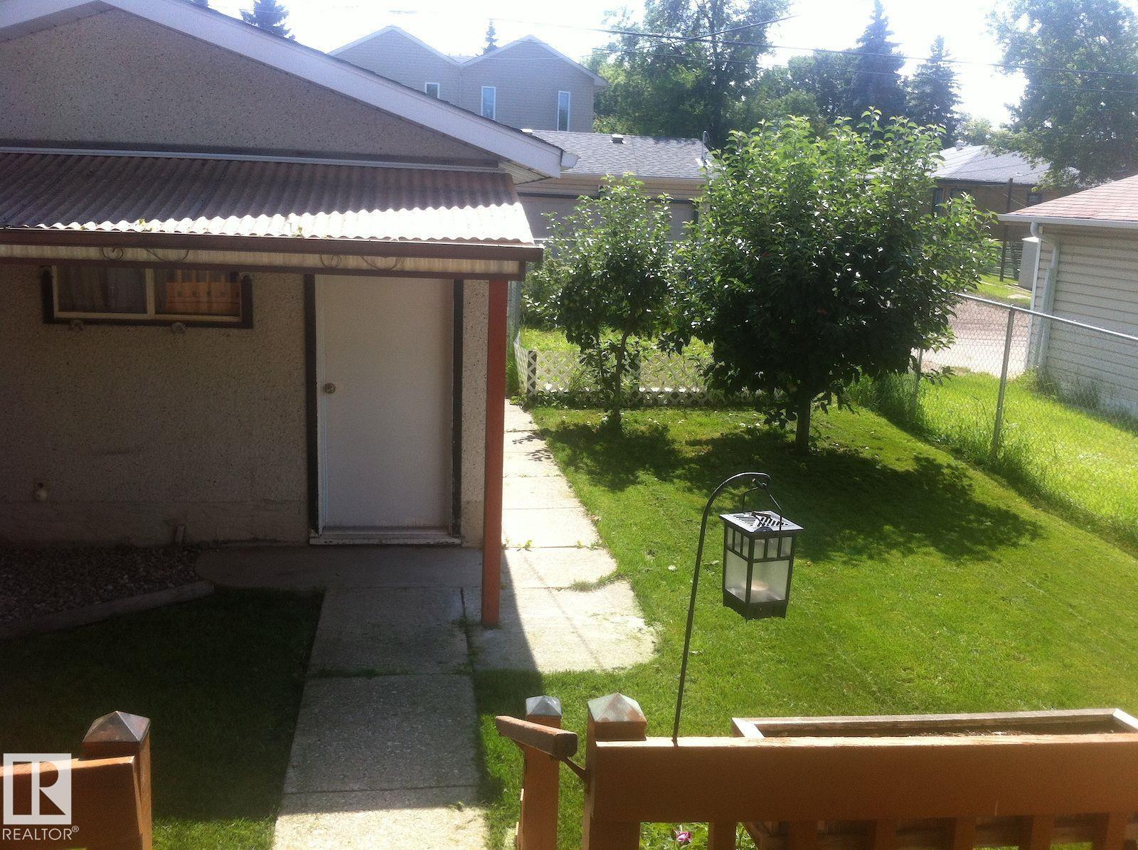 10837 65 AV NW, Edmonton